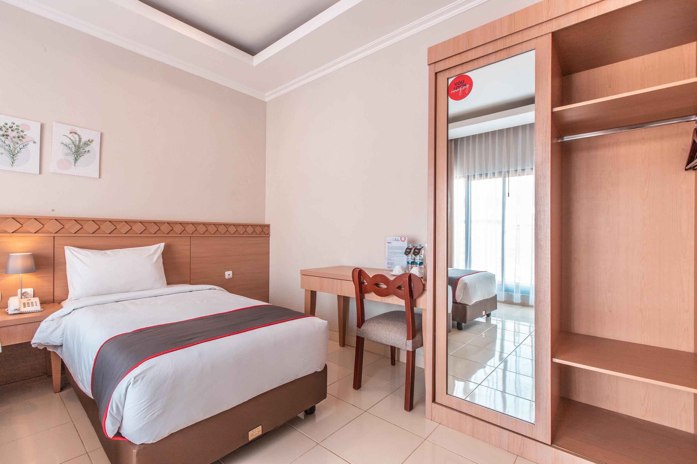 Collection O 9 Villa Ubud Anyer Ngoại thất bức ảnh