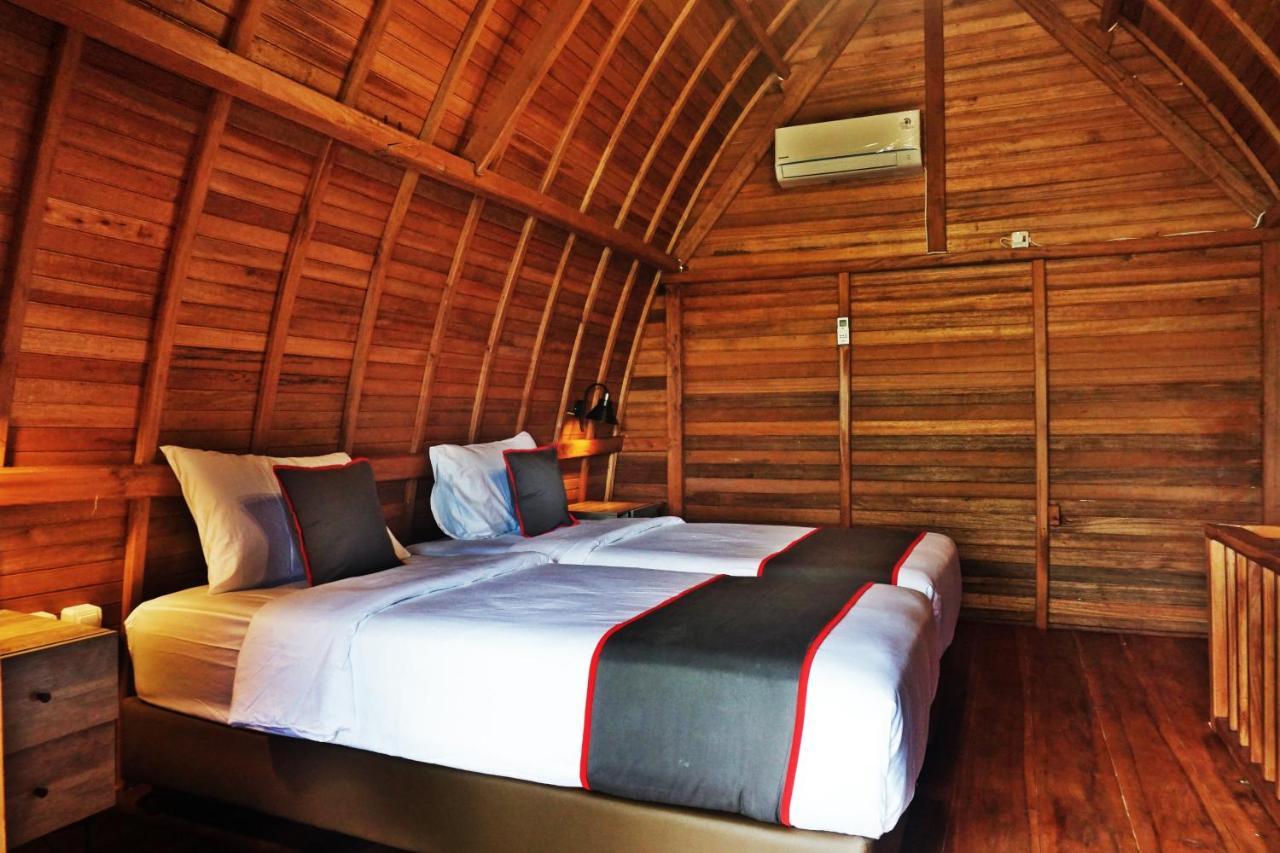 Collection O 9 Villa Ubud Anyer Ngoại thất bức ảnh